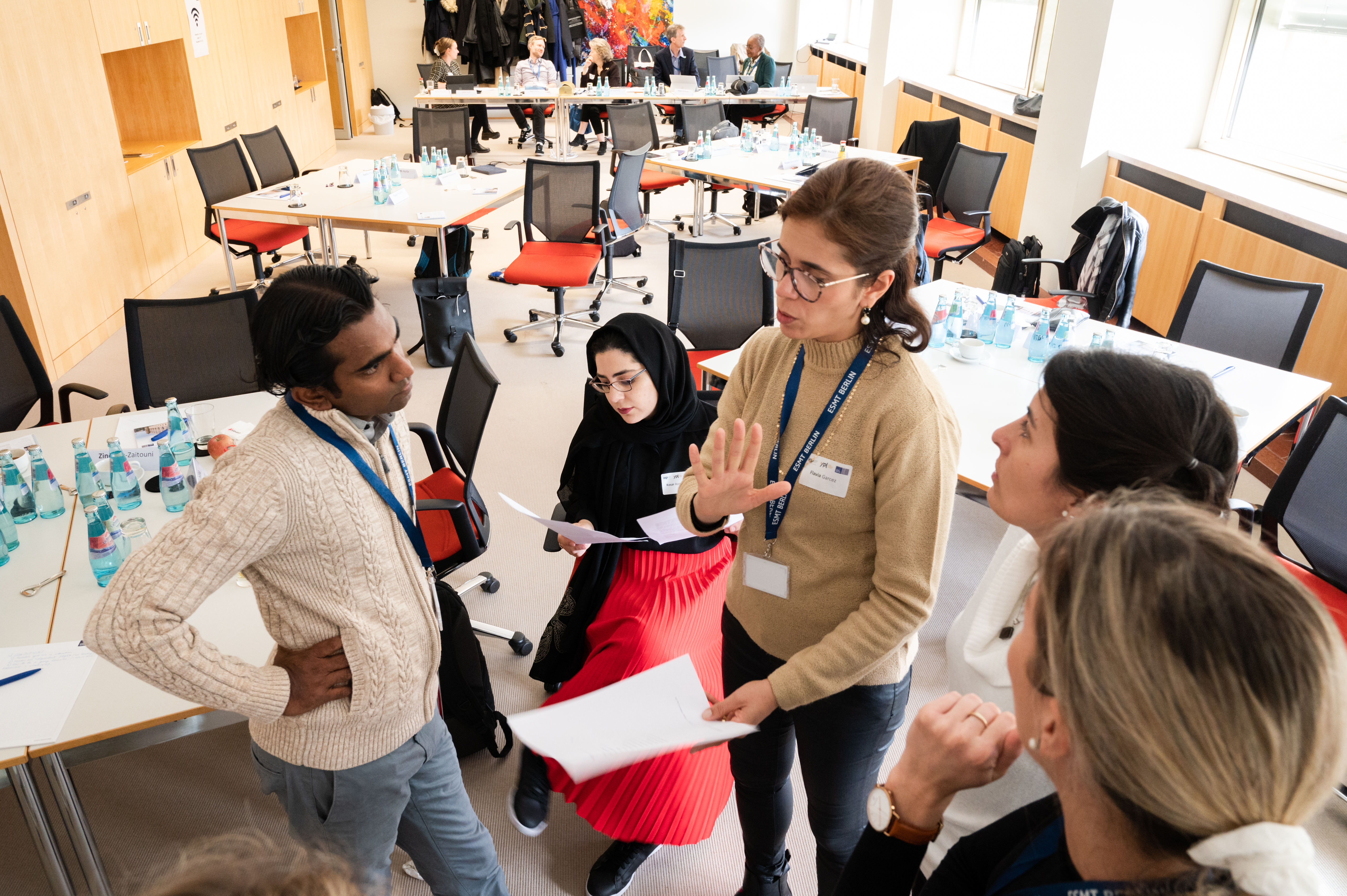 Group discussion (photo: G. Ortolani/IAP)