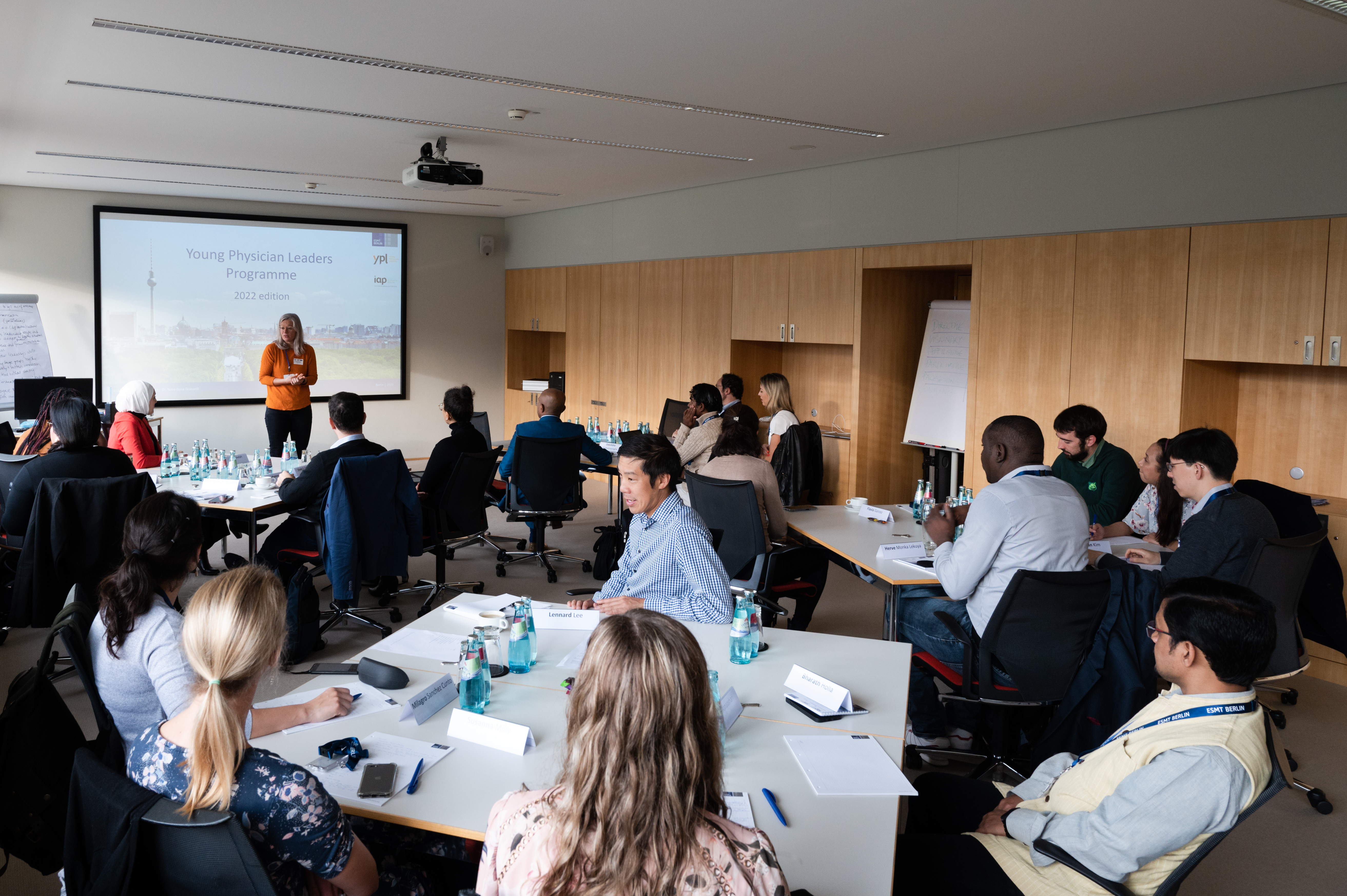 Nora Grasselli, ESMT Programme Director, presenting on leadership (photo: G. Ortolani/IAP)