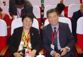 IAMP Co-Chair Prof. Looi Lai Meng and Prof. Jin XU (CAE)